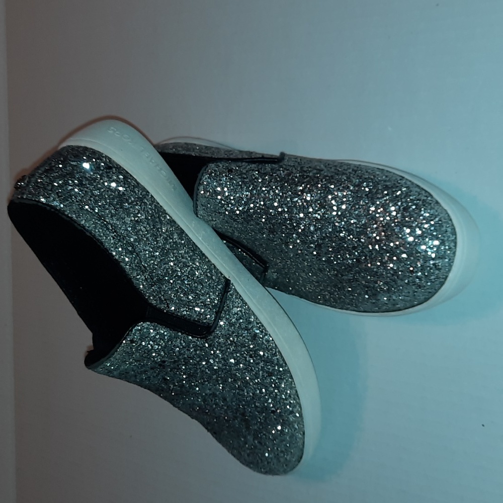 Michael Kors Keaton gunmetal glitter slip on loafer sneaker size 4